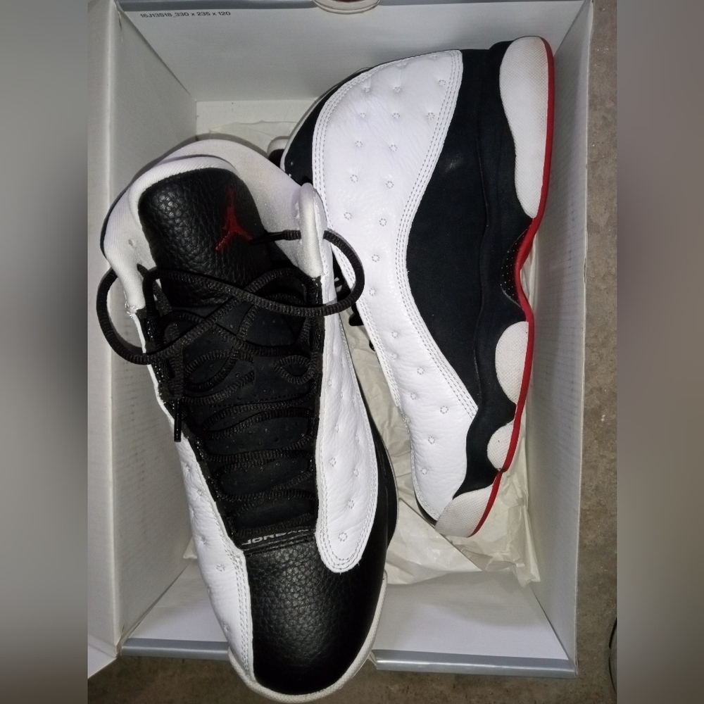 Jordan Sneakers Black White Red